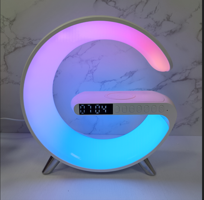 Lampe LED Lune 4-en-1 – Ambiance RGB + Réveil + Chargeur Sans Fil + Enceinte Bluetooth